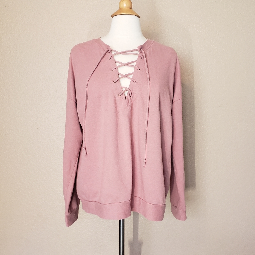 CHARLOTTE RUSSE LACE-UP MAUVE SWEATER